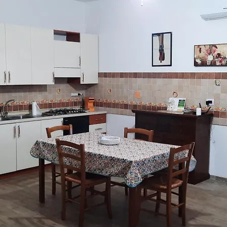 Daniela E Rebecca Фонтане-Бьянке