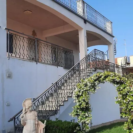 Daniela E Rebecca شقة فونتاني بيانكي